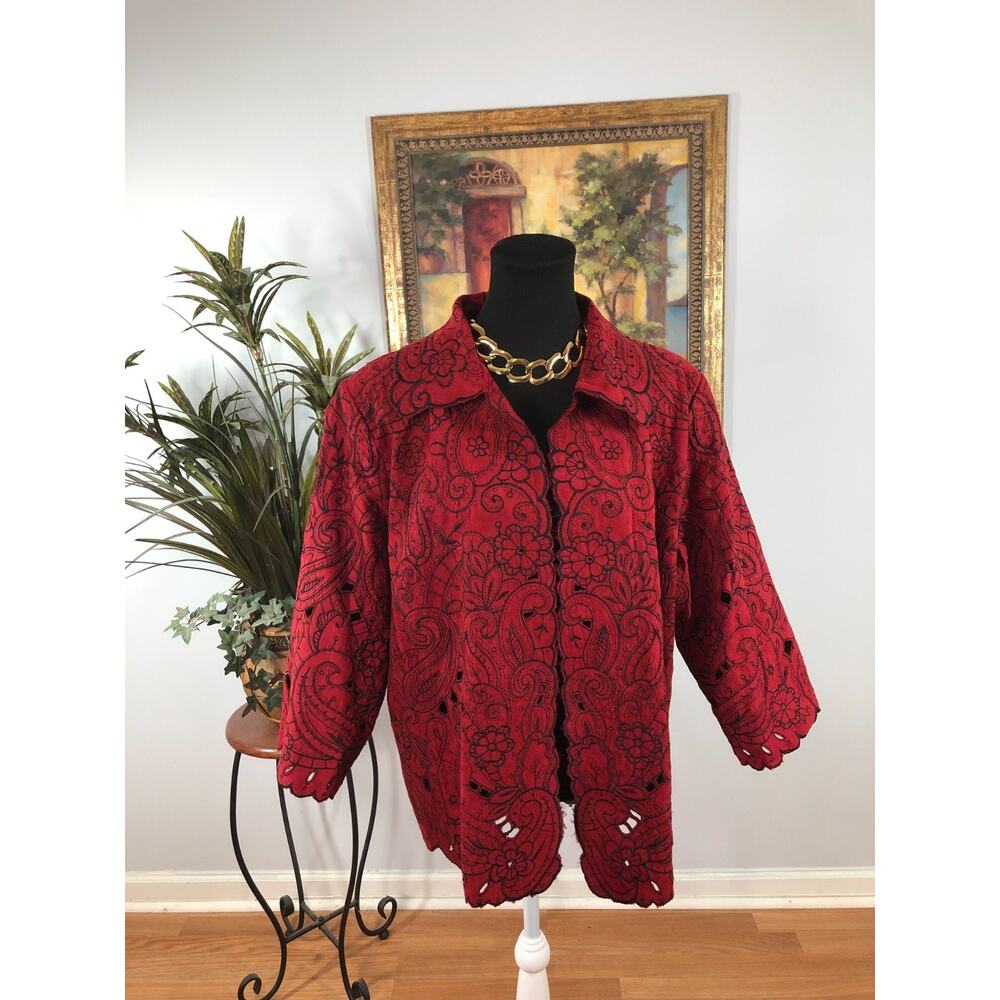 Trenz‎ by Theresa Renz Embroidered Jacket Women's Size 1X Red Cut-Out Elegant